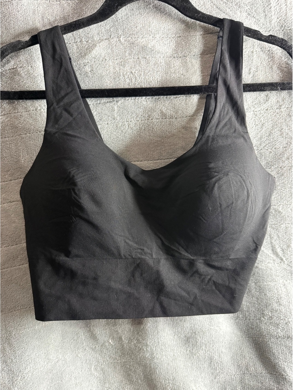 Victoria’s Secret VSX Black Molded Longline Sports Bra Large C/D NWOT